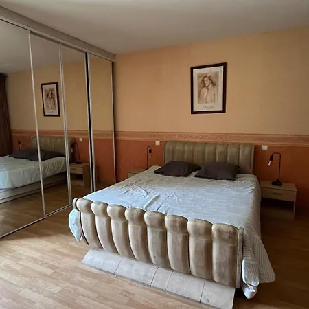 Ferienhaus Maison De Campagne Avec Piscine La Bastide-l'Eveque